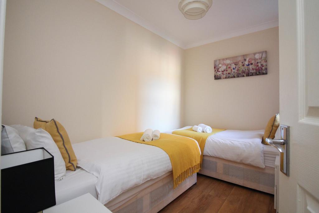 Stayzo Penthouse 1- Premier * Southampton