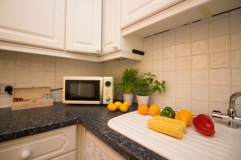 Stayzo Penthouse 1- Premier Southampton
