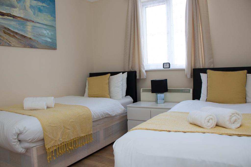 Stayzo Penthouse 1- Premier * Southampton