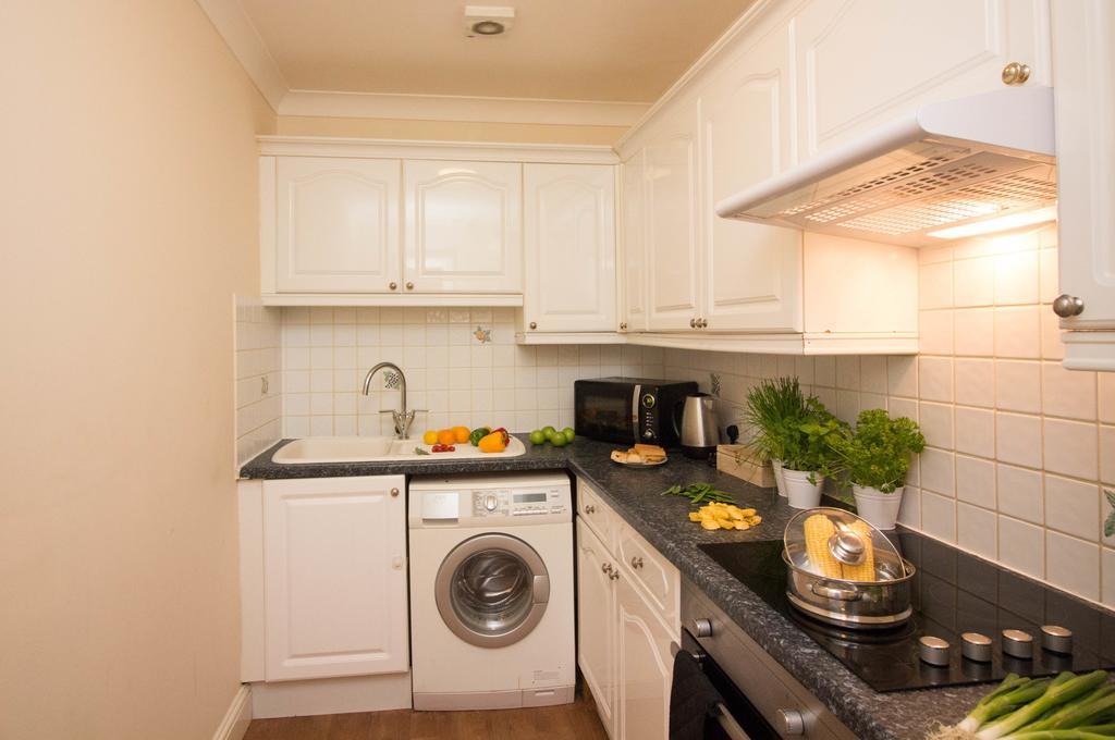 Stayzo Penthouse 1- Premier Southampton