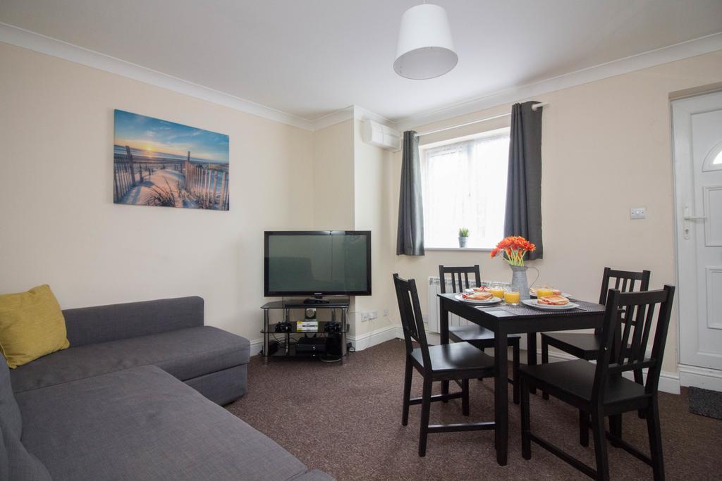 Stayzo Penthouse 1- Premier Southampton