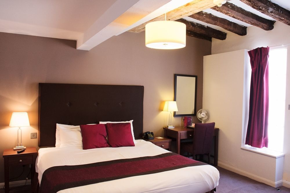 Hotel Mercure Centre Dolphin 4*