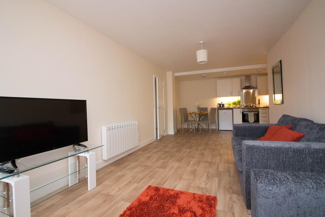Dpv - Above Bar Street Apartment