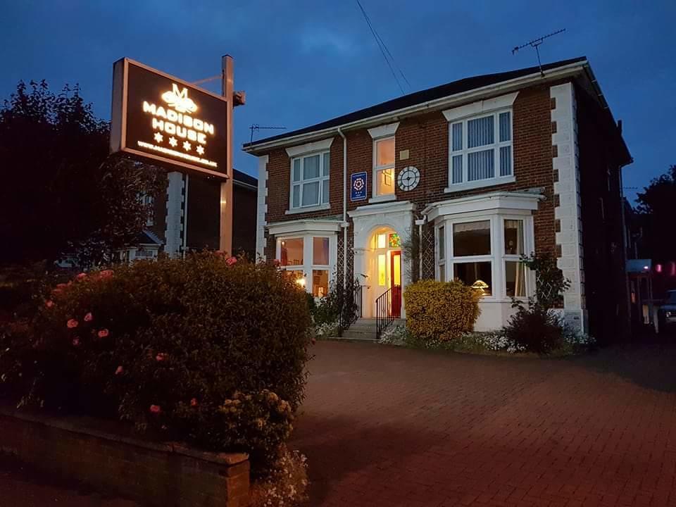 Madison House 3*