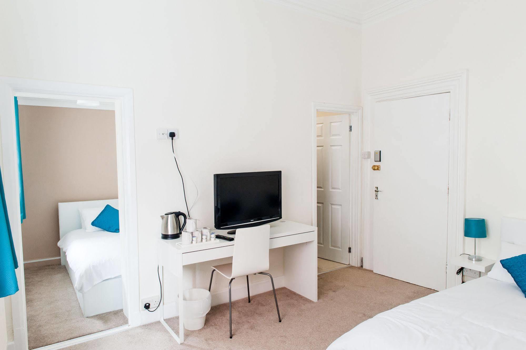 Hotel Addenro House