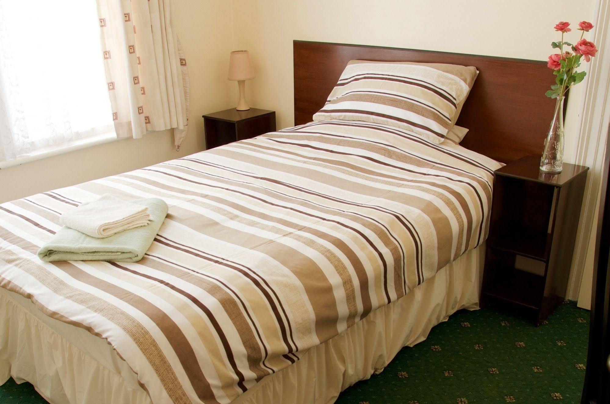 Landguard House Bed Only Southampton