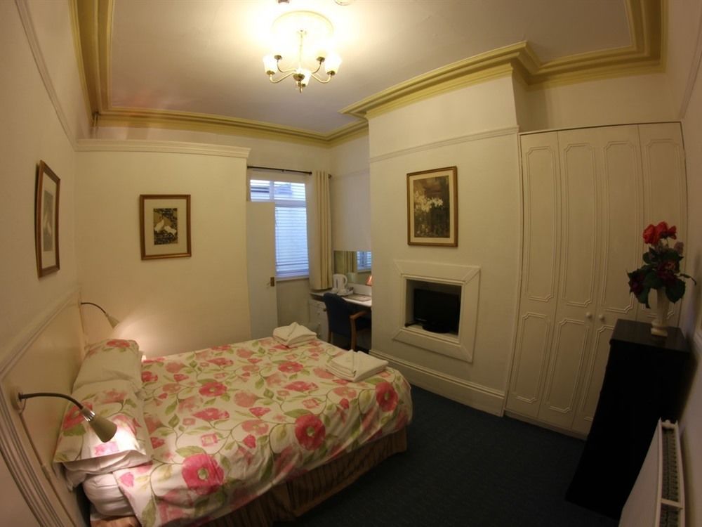 The Claremont Guest house Southampton