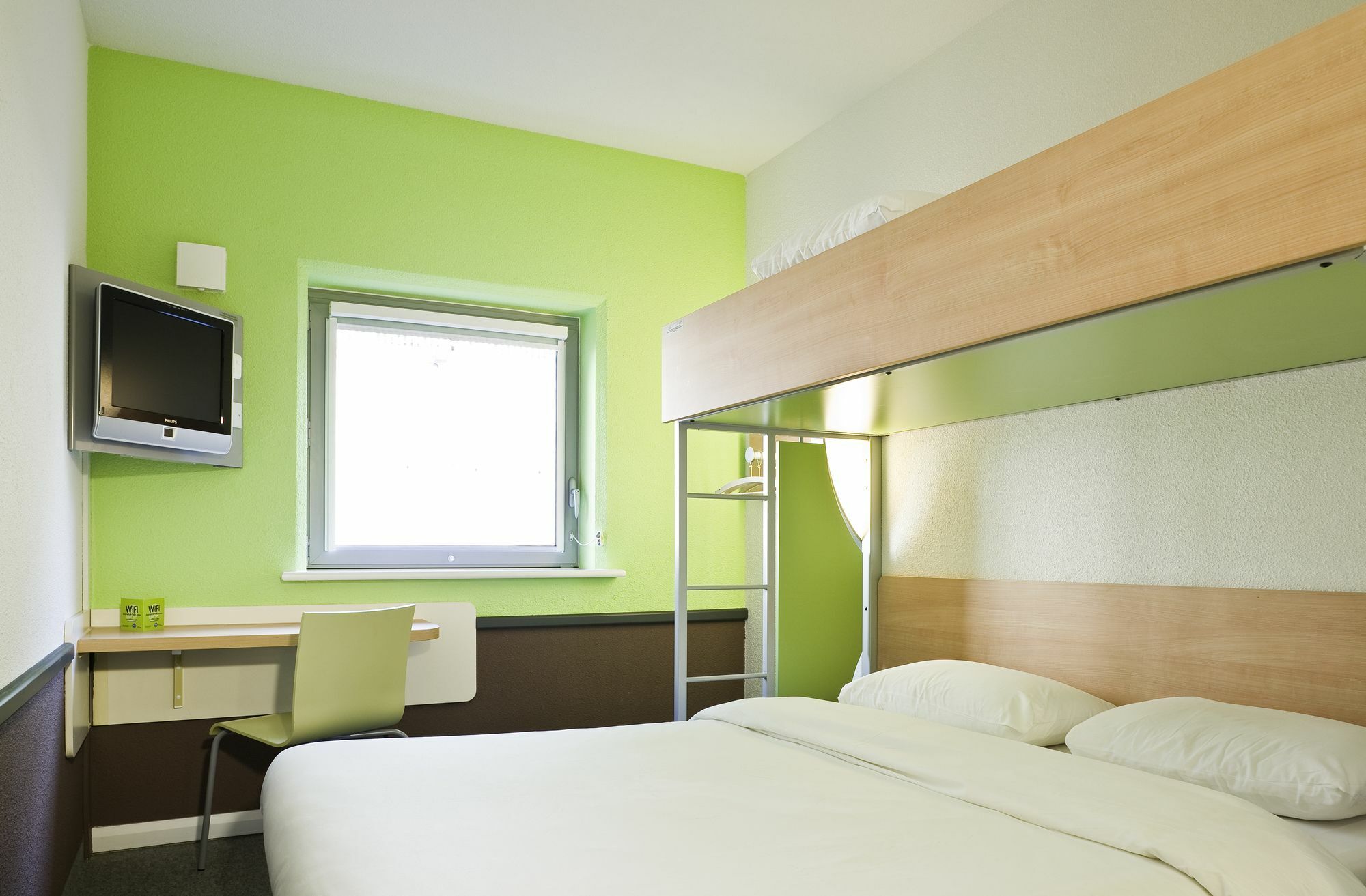 Hotel Ibis Budget Centre 2*