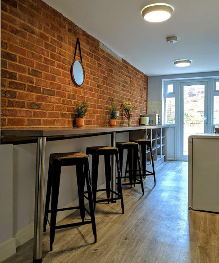 80 Bedford Place Apartment
