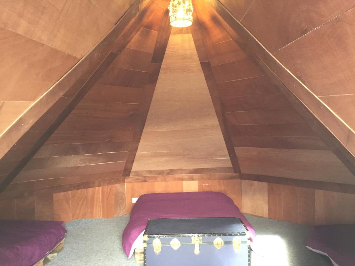 Bell Tent Glamping At Royal Victoria Country Park Luxury tent 2*